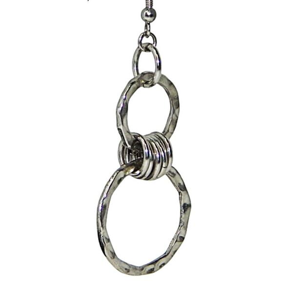 Vintage Progressive Double Hammered Hoops Attached By Hoops Earrings - Picture 5 of 6